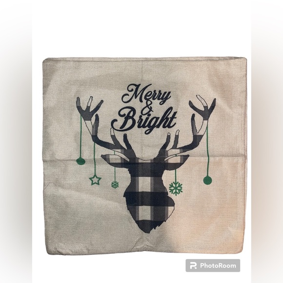 Merry Christmas 2 pillow case covers - Picture 2 of 3